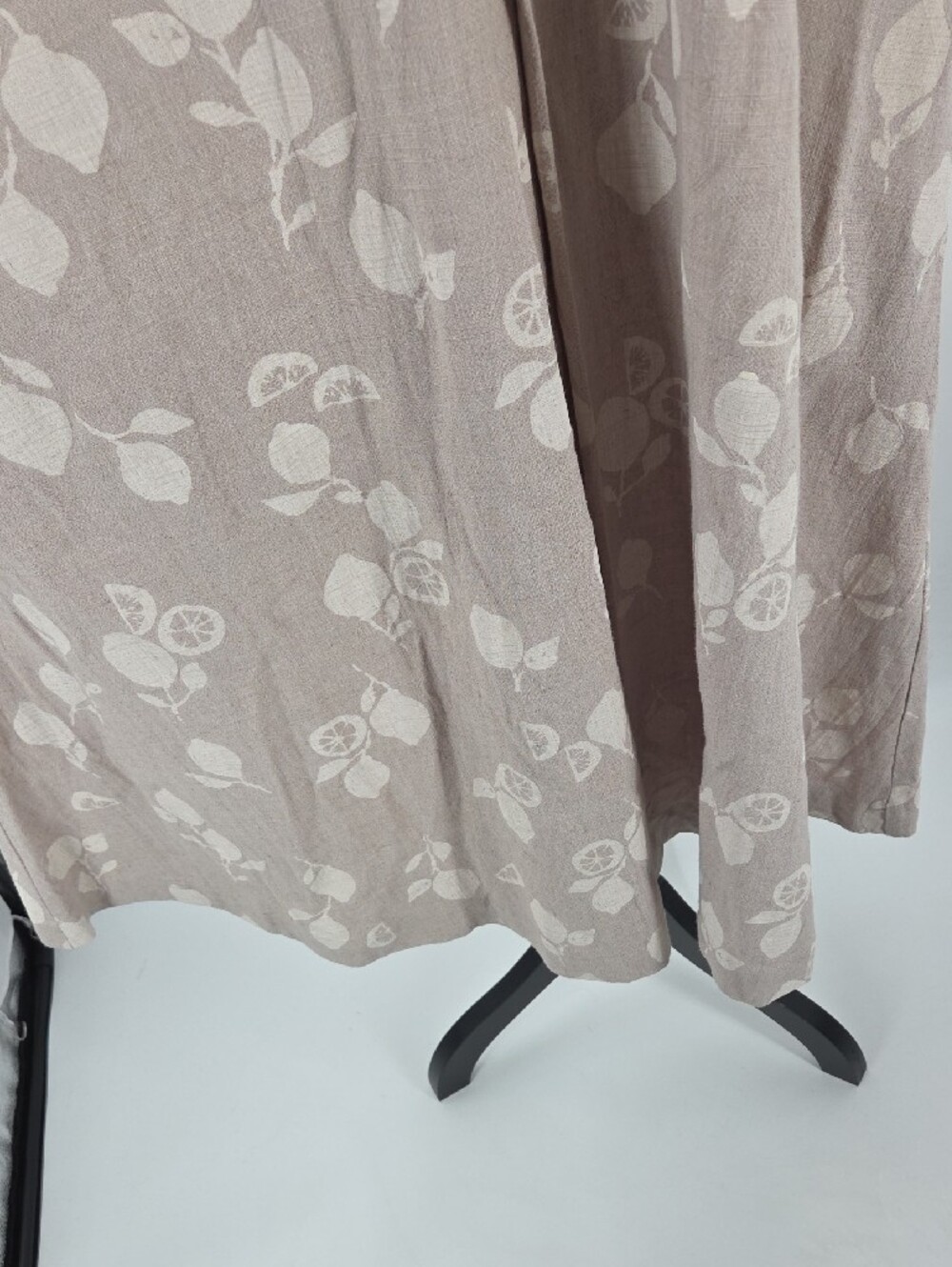 Light Khaki Floral Midi Dress Medium NWT - Picture 10 of 16